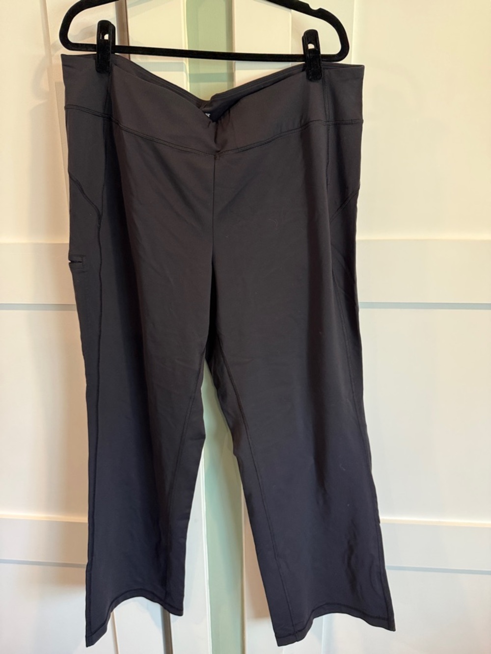 Duluth NoGa Women's Black Athletic Pants